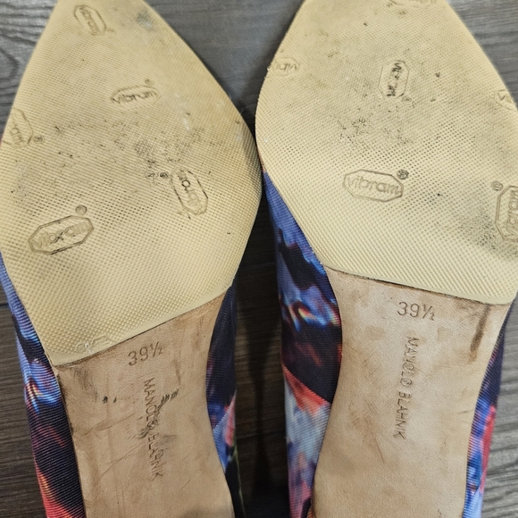 Manolo Blahnik Multicolor Floral Printed Fabric BB 105 Pump-39 1/2 - Picture 6 of 15